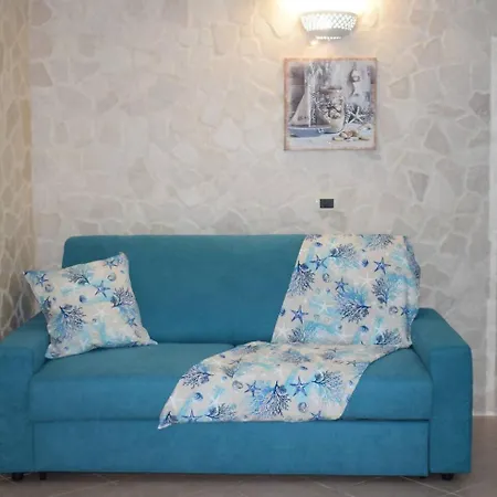 Chicca Marina Daire *